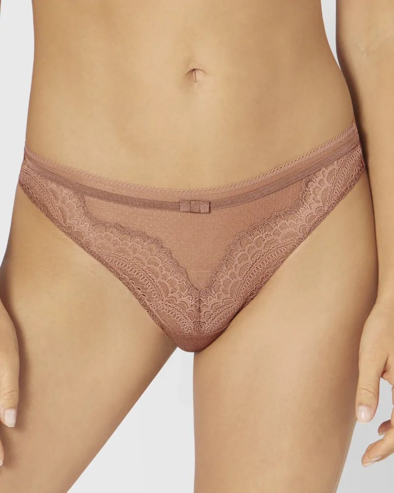 Majtki stringi Beauty-Full Darling String Triumph 10156818