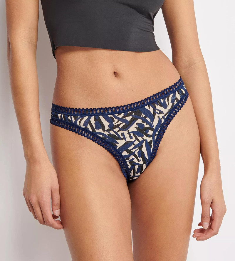 Sloggi majtki Go Crush String C3P - 3 pary